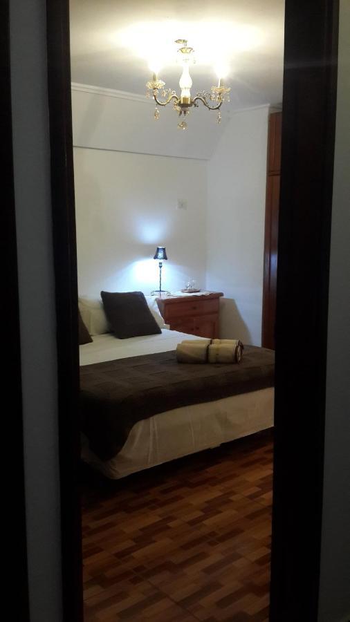 Casa Folks - Bed And Breakfast 푸에르토이과수 외부 사진